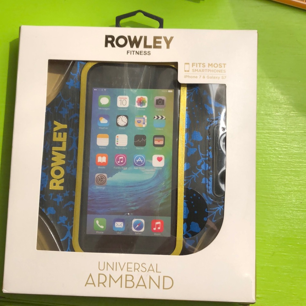 NWT never used Rowley Armband